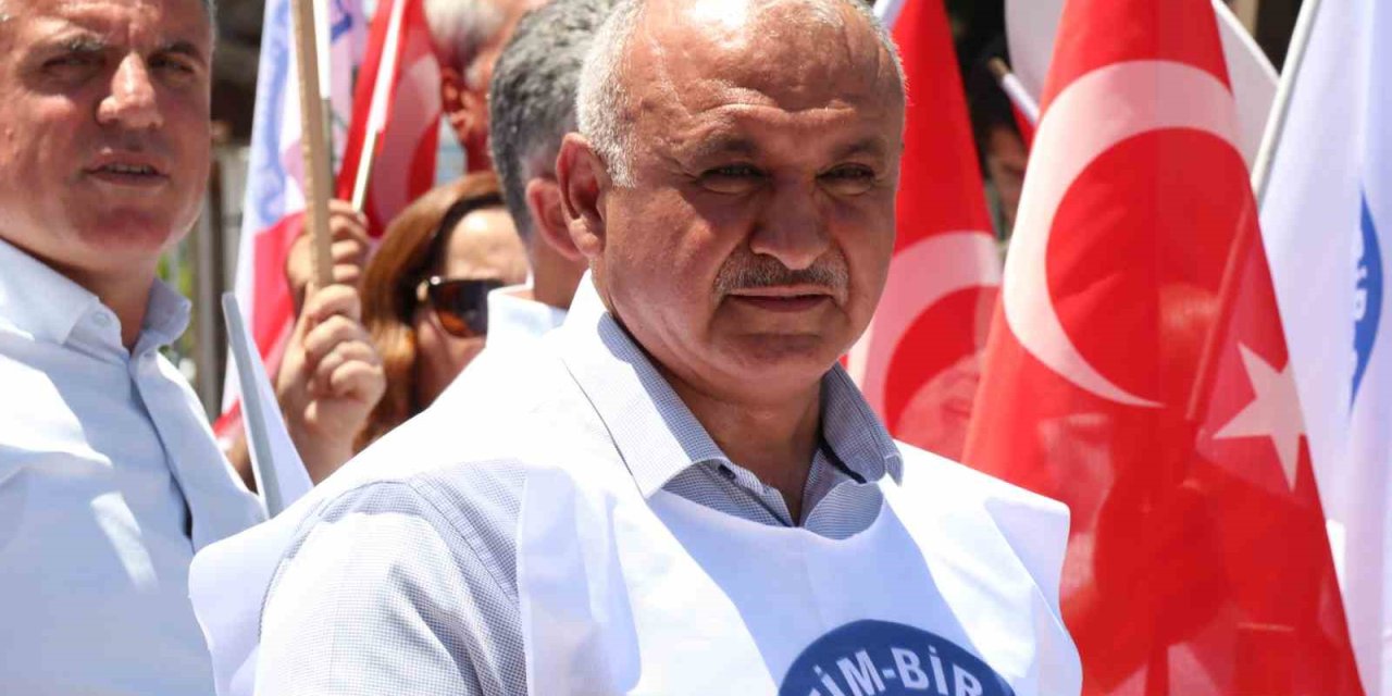 Öğrenci Gelişim Raporlarına "Angarya" İtirazı