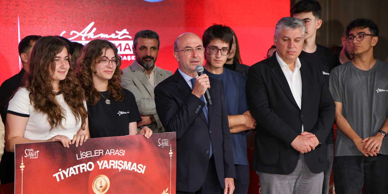 Selçuklu'da Sanatın Yıldızları Ödüllerine Kavuştu