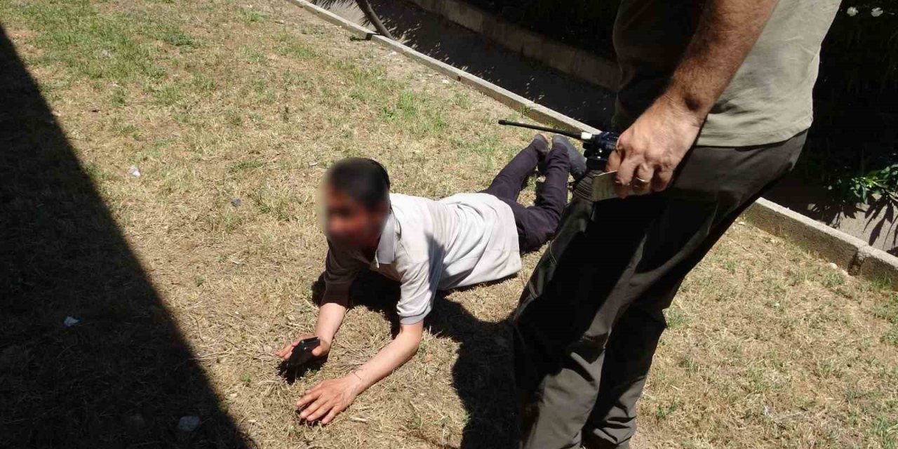 Antalya'da İnanılmaz İhbar: Ekipler Olay Yerinde Anne Babayı Aradı