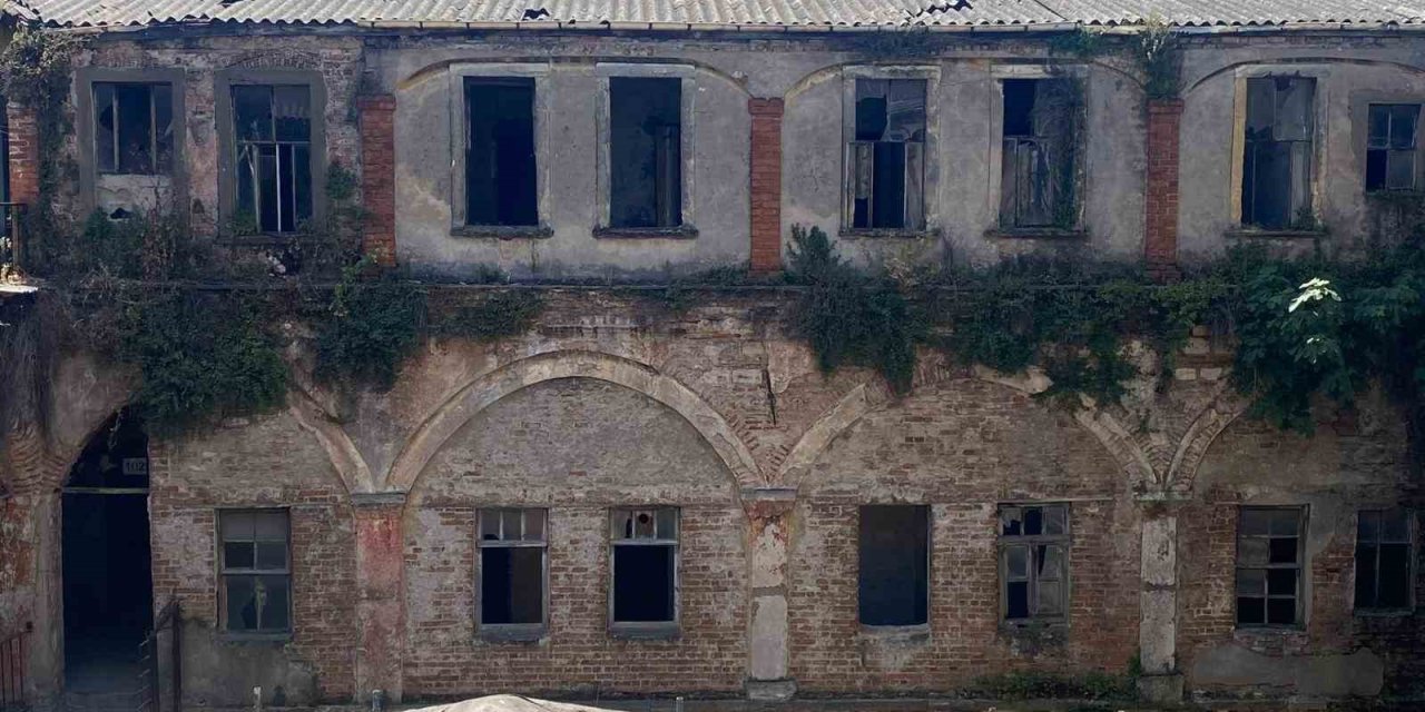 Şekerci Han Restorasyonu: Tarihin Kalbi Fatih’te Yeniden Atacak