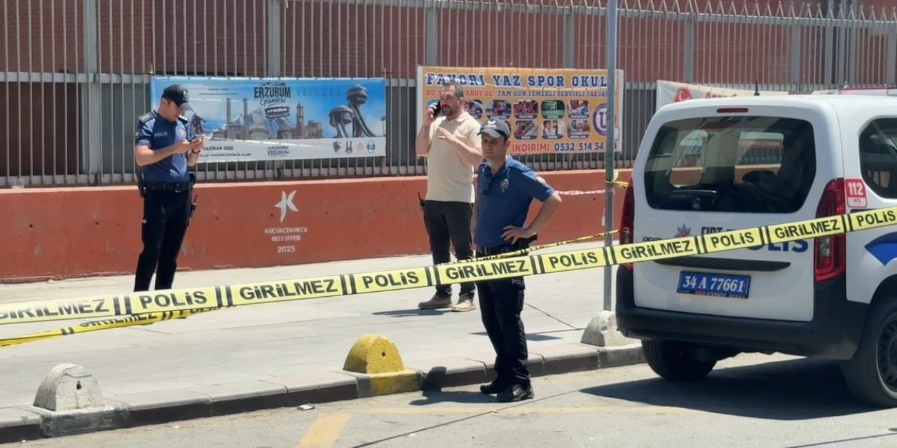 Telefoncuya kurye kılığında gelip kurşun yağdırdı: 1 ölü