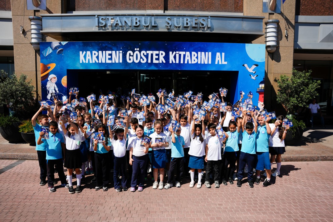 İş Bankası'ndan Karne Harçlığı Kitap