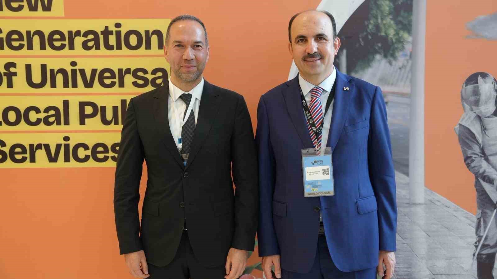 Başkan Altay Niğde'yi de yanında yukarıya taşıdı
