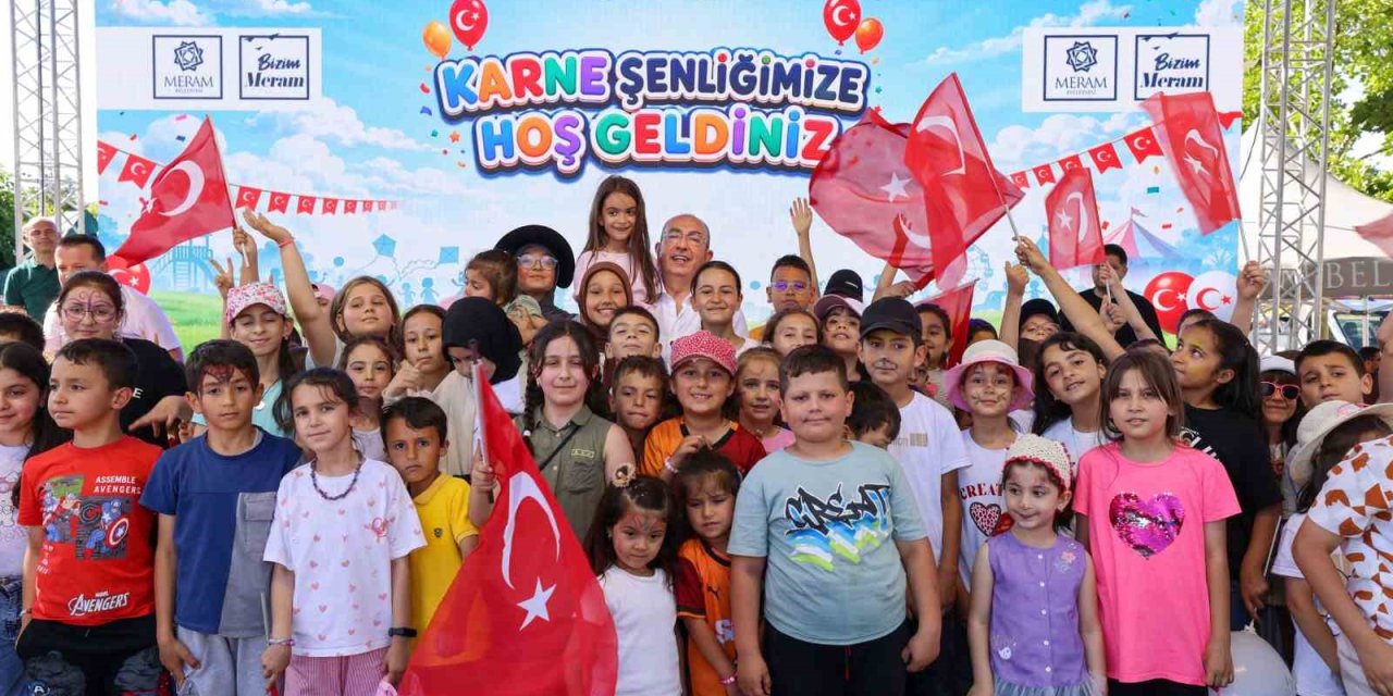 Meram’da çocuklar karne sevincini doyasıya yaşadı