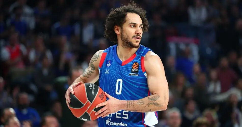 Shane Larkin Anadolu Efes’ten Ayrıldı: Bir Devir Resmen Kapandı