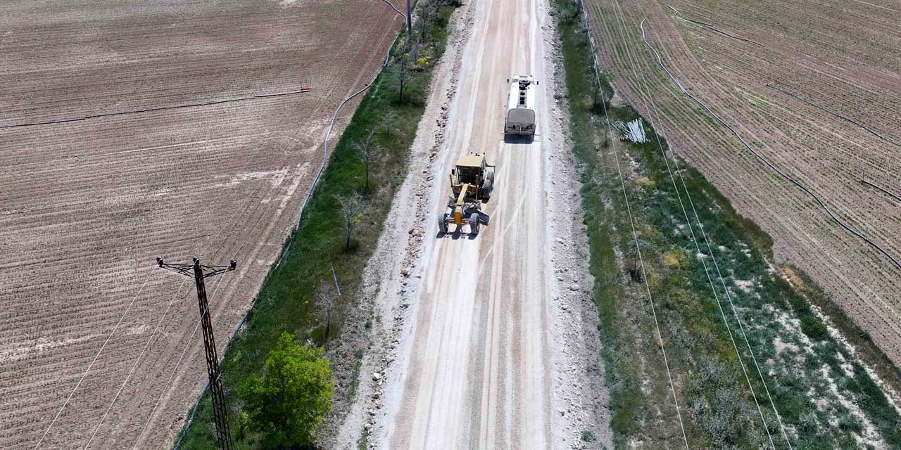 Karatay’da 17,5 Kilometrelik Yol Hamlesi