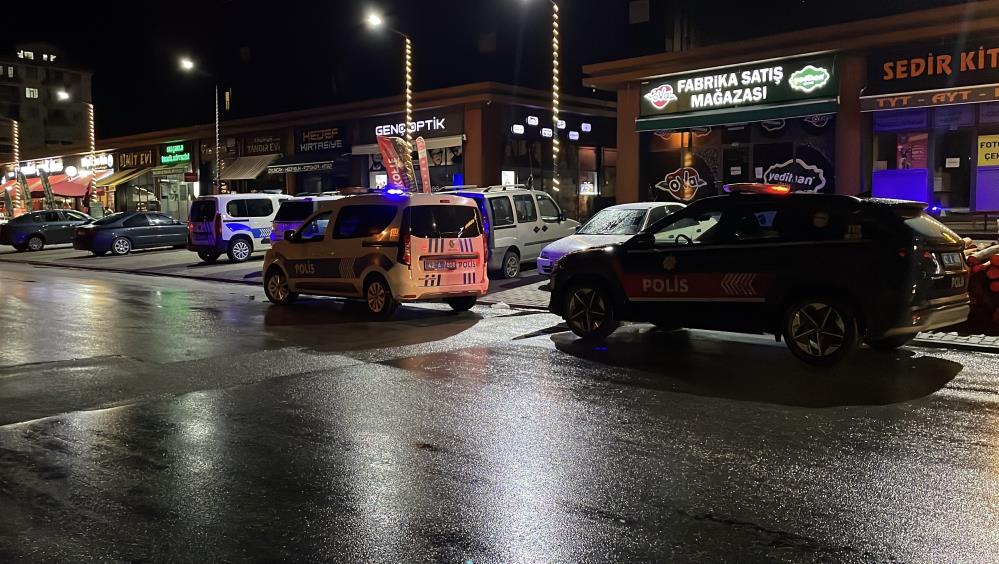Konya’da Asansör Kavgası: Site Yöneticisi Kiracıları Bıçakladı