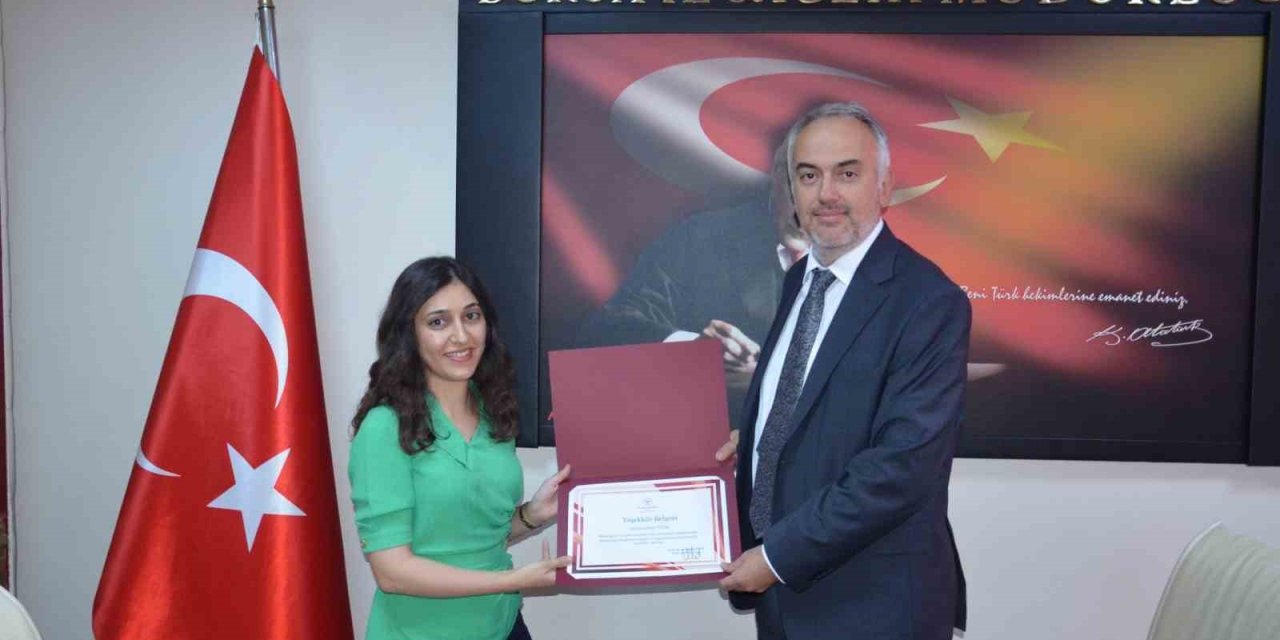 Ebenin dikkati anne ve bebeği kurtardı