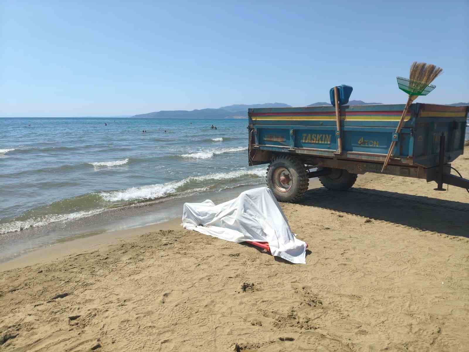 Sahilde Erkek Cesedi! Boynunda tel olduğu iddiası