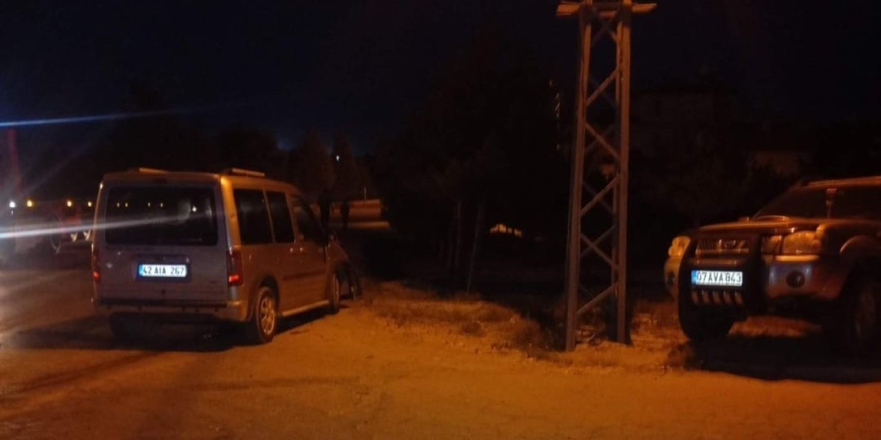 Karapınar’da iki kamyonet çarpıştı: 2 yaralı