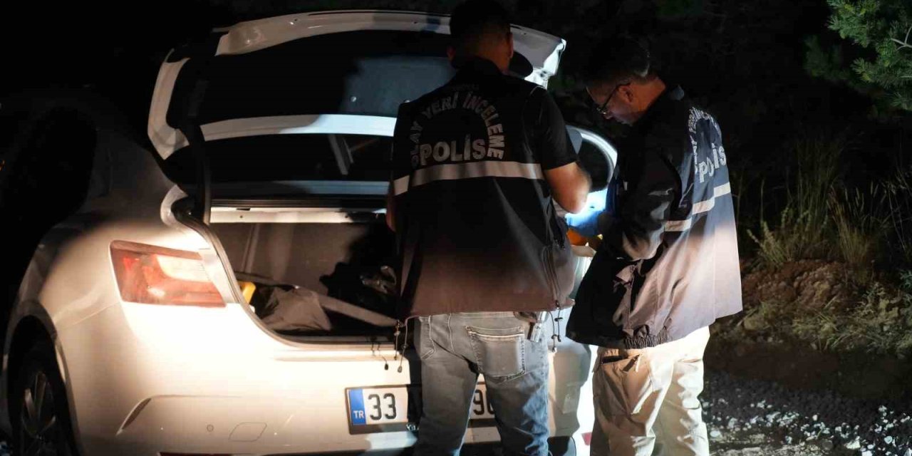 Husumetlisini vurdu, kaçarken tır çarptı