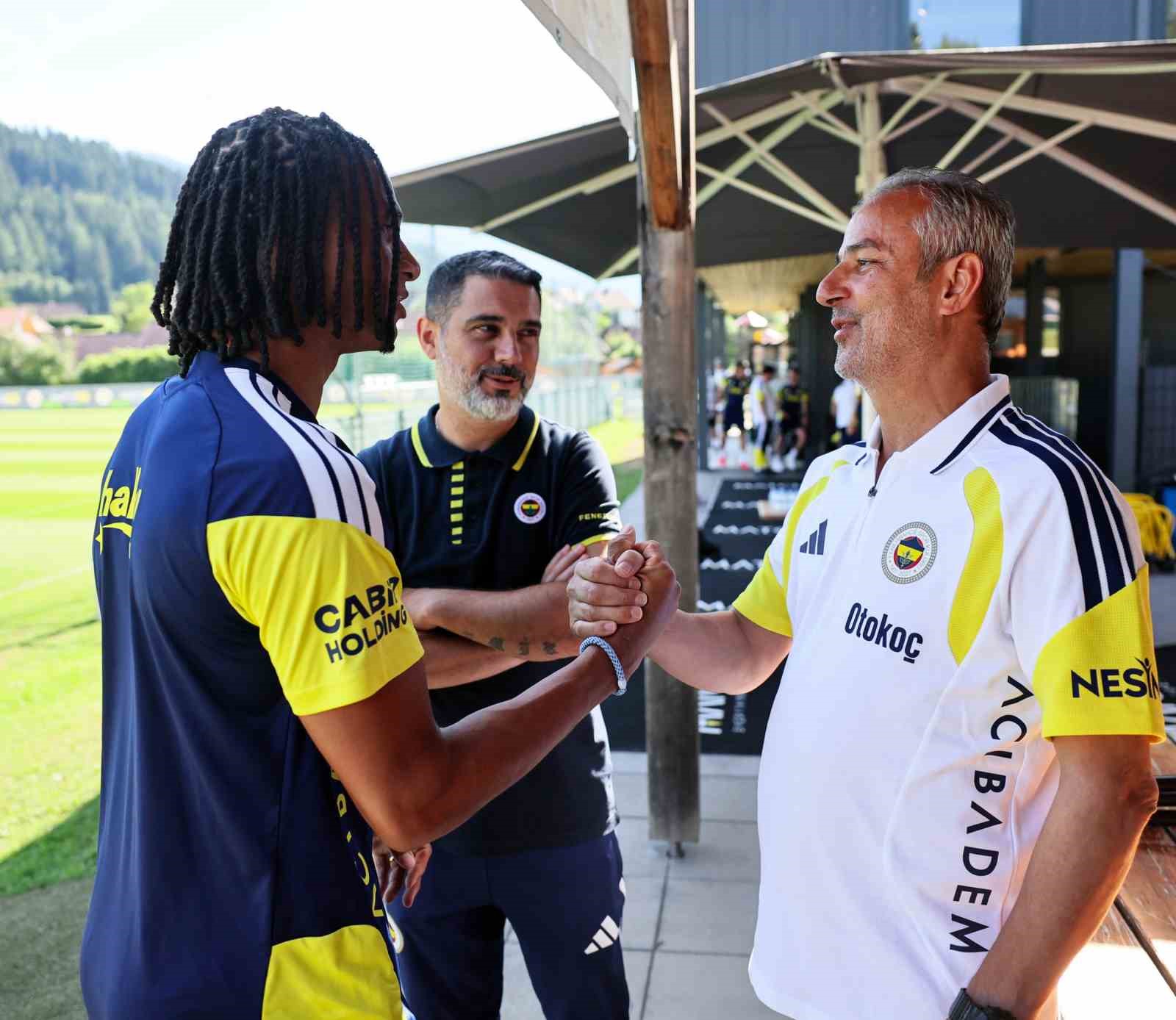 Fenerbahçe ünlü isme sonunda kavuştu