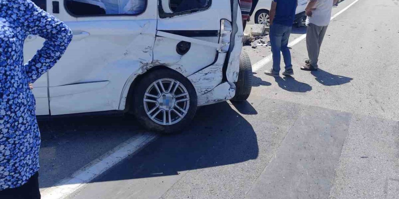 Isparta-Konya yolunda trafik kazası ucuz atlatıldı