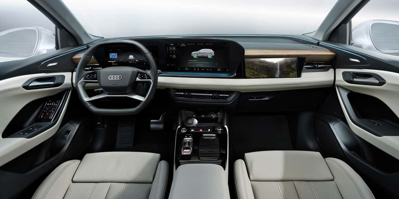 Audi Kokpitte Eskiye Dönüyor: Fiziksel Düğmeler Geri Geliyor