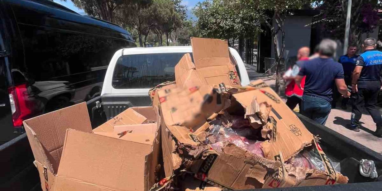 Alanya'da Kaçak Et Operasyonu: 300 Kilogram Et İmha Edildi