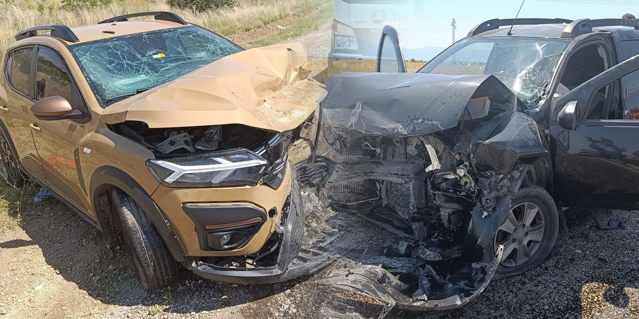 Beyşehir'de İki SUV Kafa Kafaya Çarpıştı: 9 Kişi Yaralandı