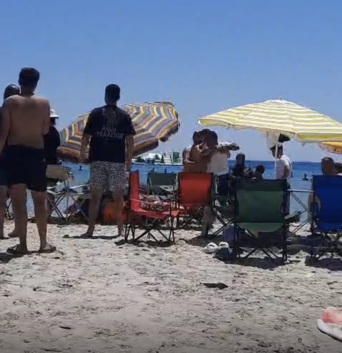 Çeşme Sahili'nde kavga