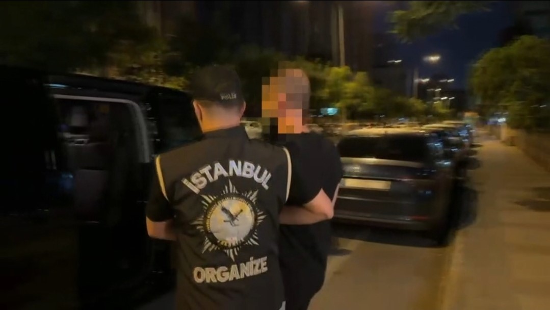 Kamu görevlileri çete kurmuş! Gümrük muhafaza memuru, zabit katibi, avukat, polis...