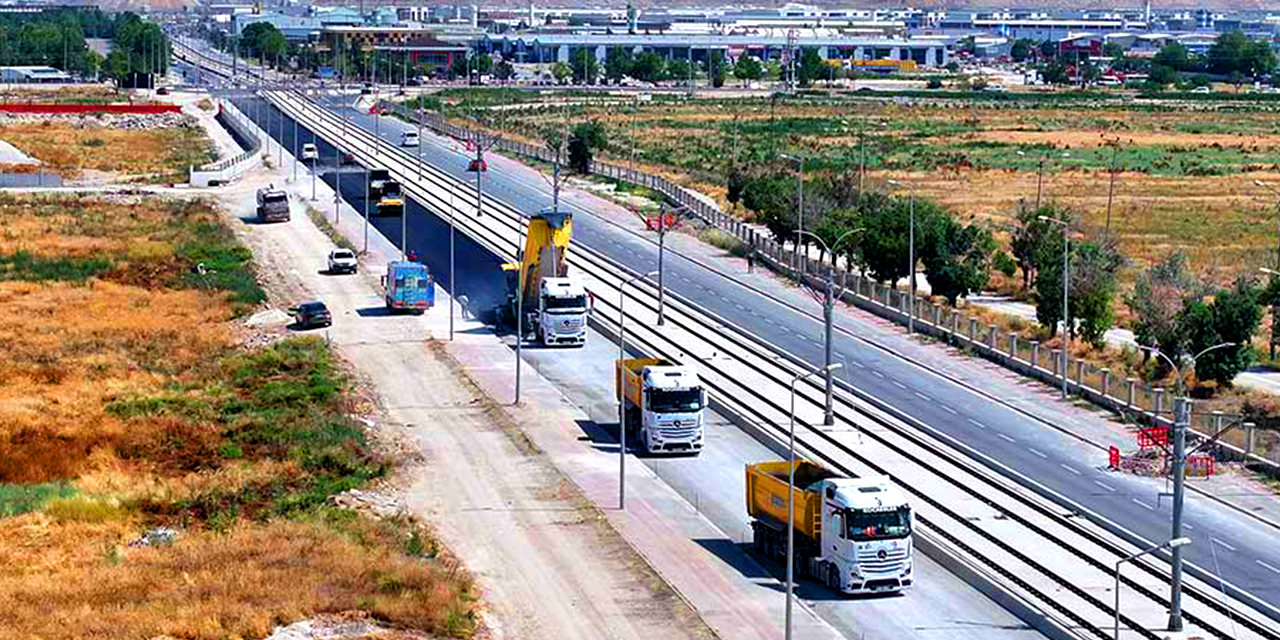Konya'da bu yola 15 milyon lira harcandı, tramvay hattı hızlandı