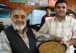 Tahinli pide 'patent'yolunda