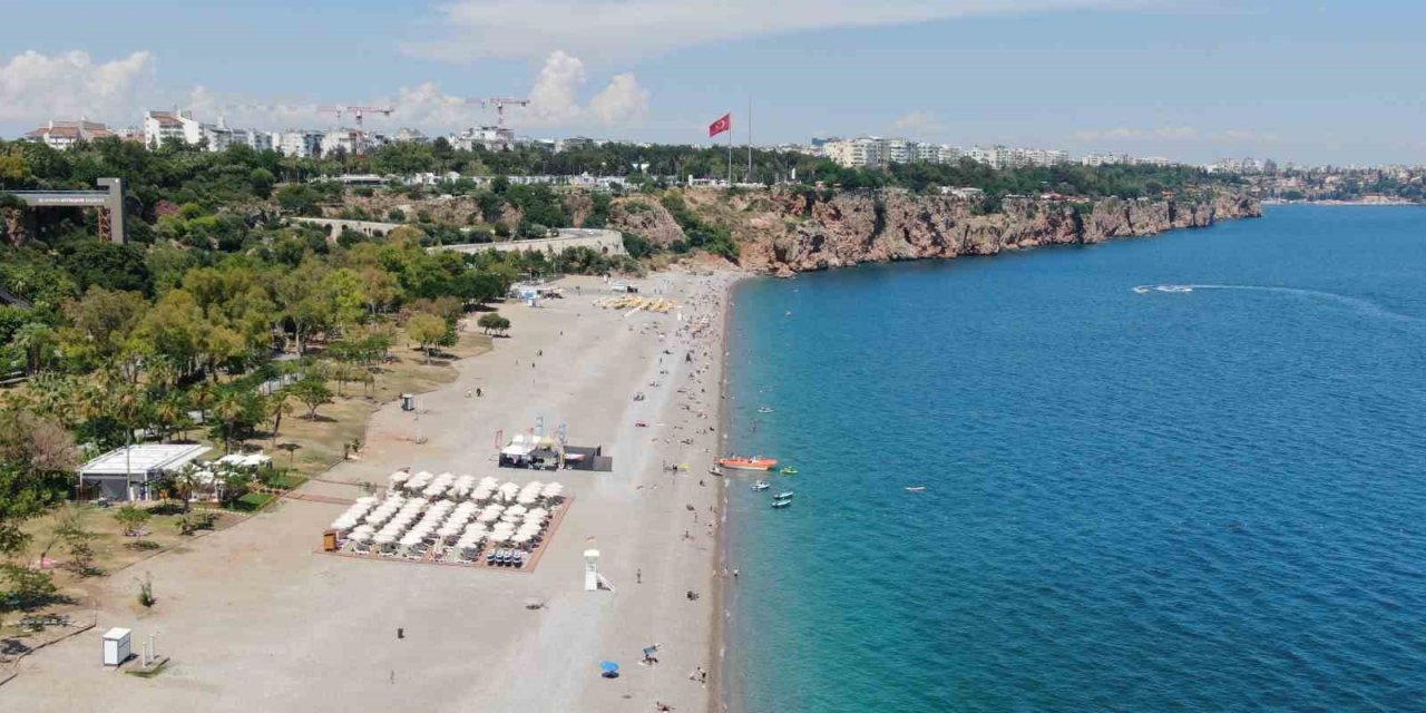 Plajlarda "Sigarasız Alan" (Clean Air Zone) Dönemi