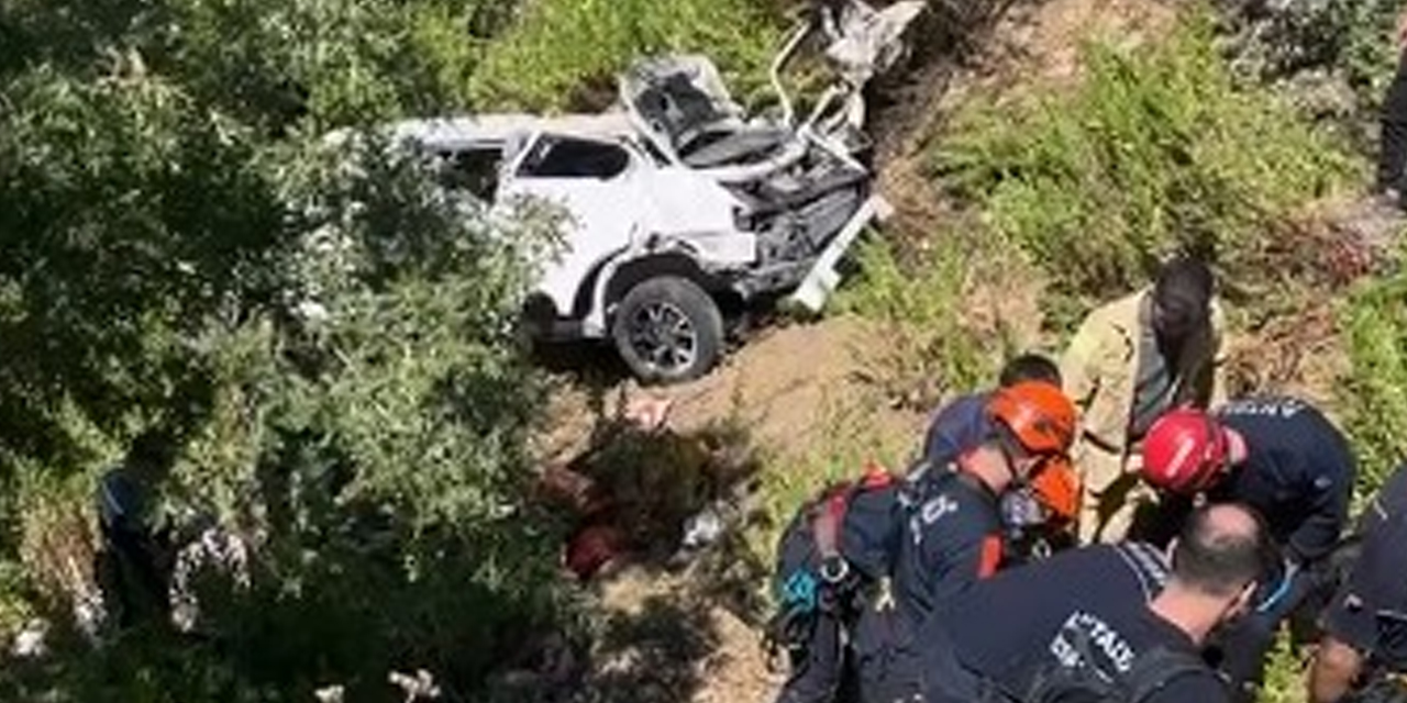 Antalya’da otomobil uçuruma yuvarlandı: 5 ölü, 2 yaralı