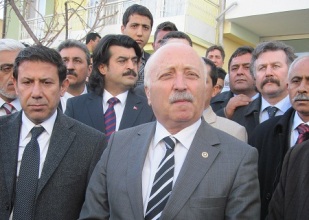 Teftişe geldim, derhal kapıyı açın!