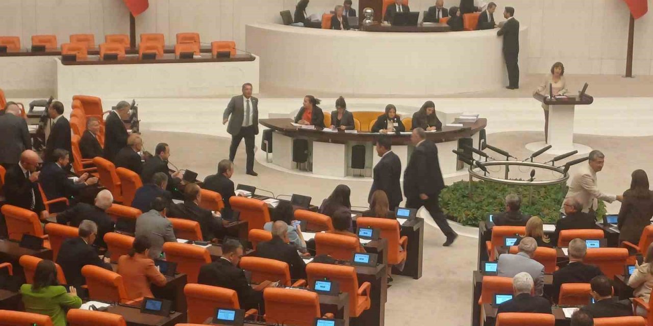 TBMM’de oturma düzeni değişti