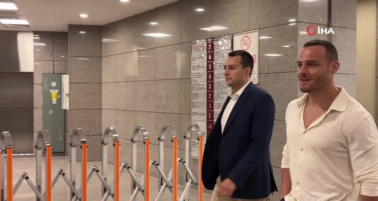 Kerem Bürsin 'Ahbaplar' Soruşturmasında İfade Verdi: Ben de Mağdurum