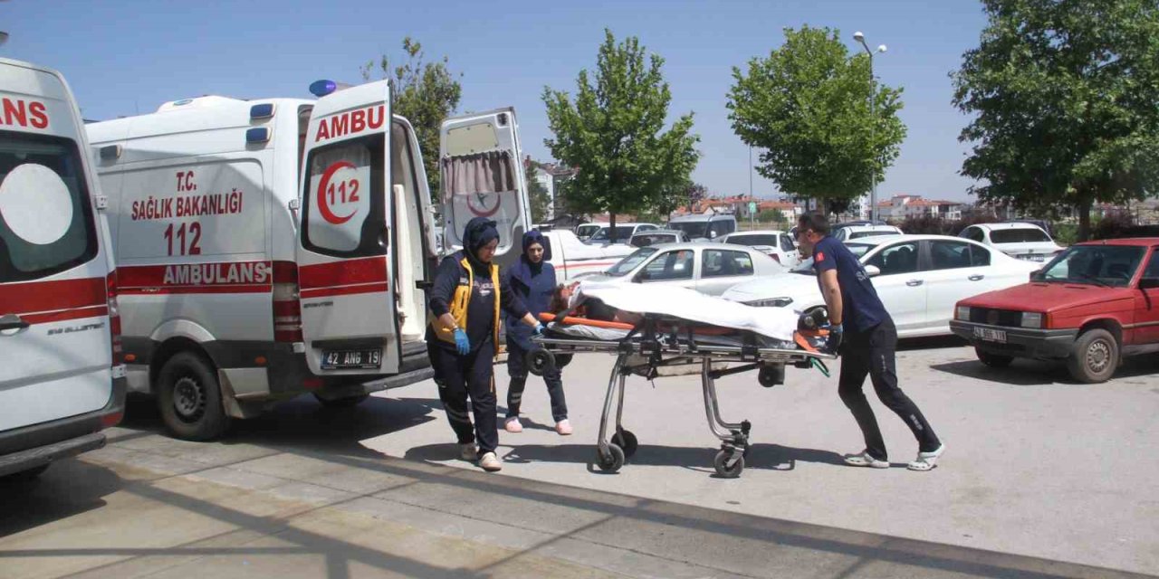 Kontrolden Çıkan Araç Araziye Savruldu! Sürücü Konya'ya Sevk Edildi