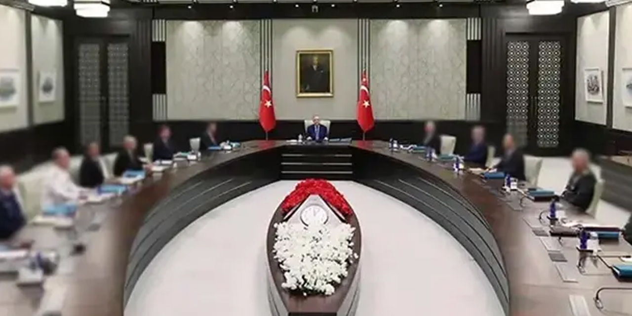 SON DAKİKA: 2026 YAŞ Kararları Açıklandı! İşte TSK'nın Yeni Komuta Kademesi, Terfi ve Emeklilik Listesi