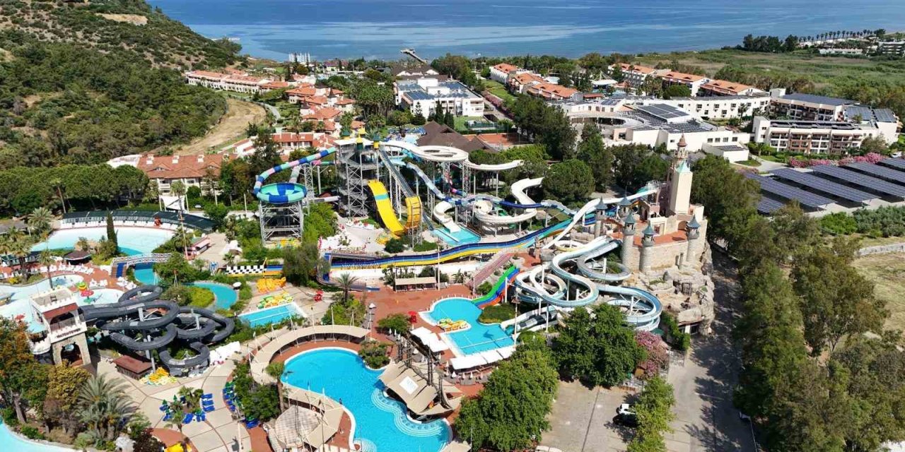 Milyonluk Tatil Anlayışına Tepki: "Turisti Kaçırma Riski Taşır"