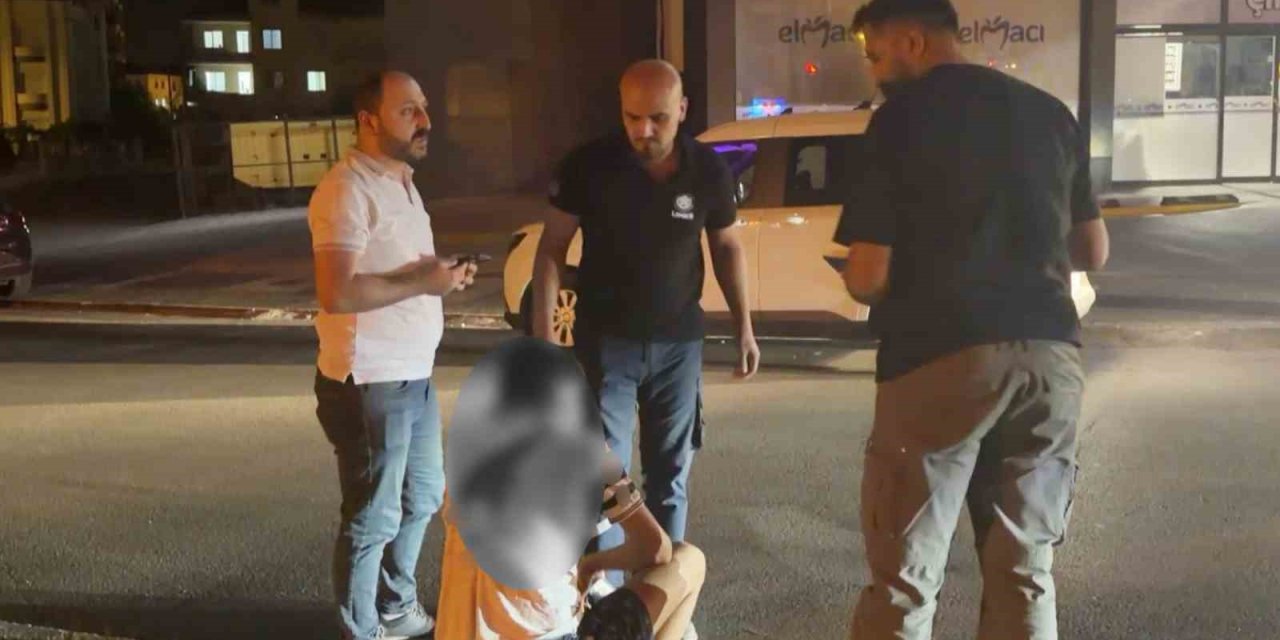 17 yaşındaki çocuk arkadaşı tarafından sırtından bıçaklandı