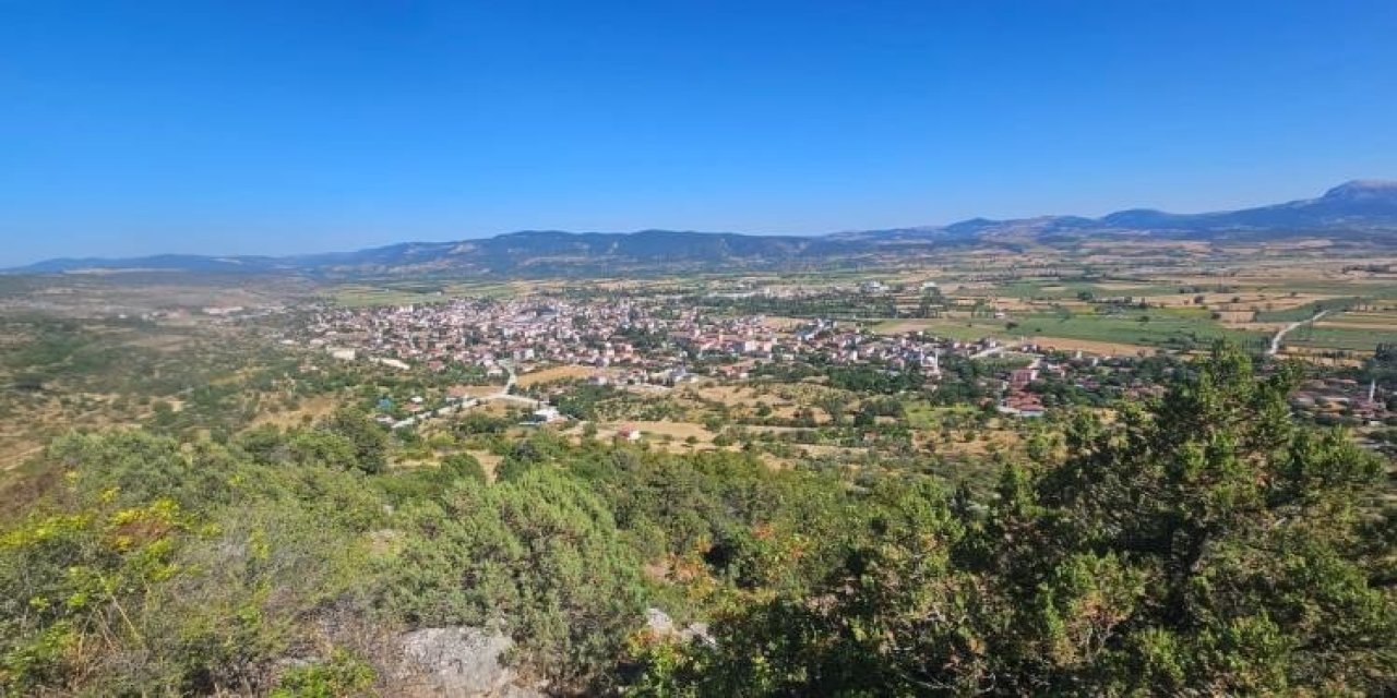 Osman Gazi’nin fethettiği Leblebici Kalesi’nin bu sırtta olduğu tahmin ediliyor