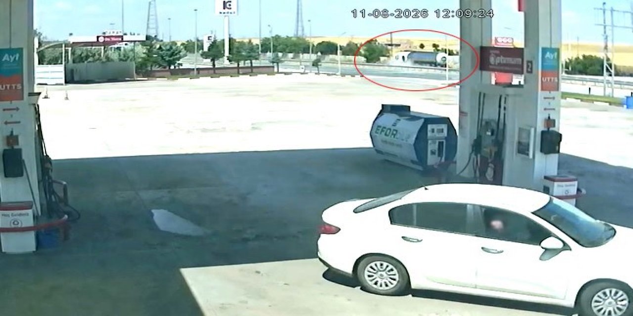 Direksiyon Başında Kalp Krizi! Tır Bariyerlere Çarparak Durabildi