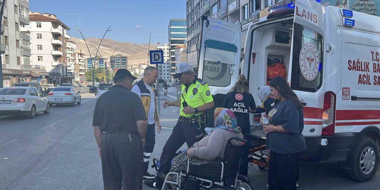 Yaya geçidinde engelli vatandaşa çarptı