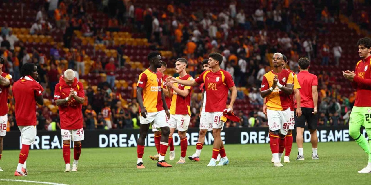 Galatasaray yeni sezona puan kaybıyla başladı