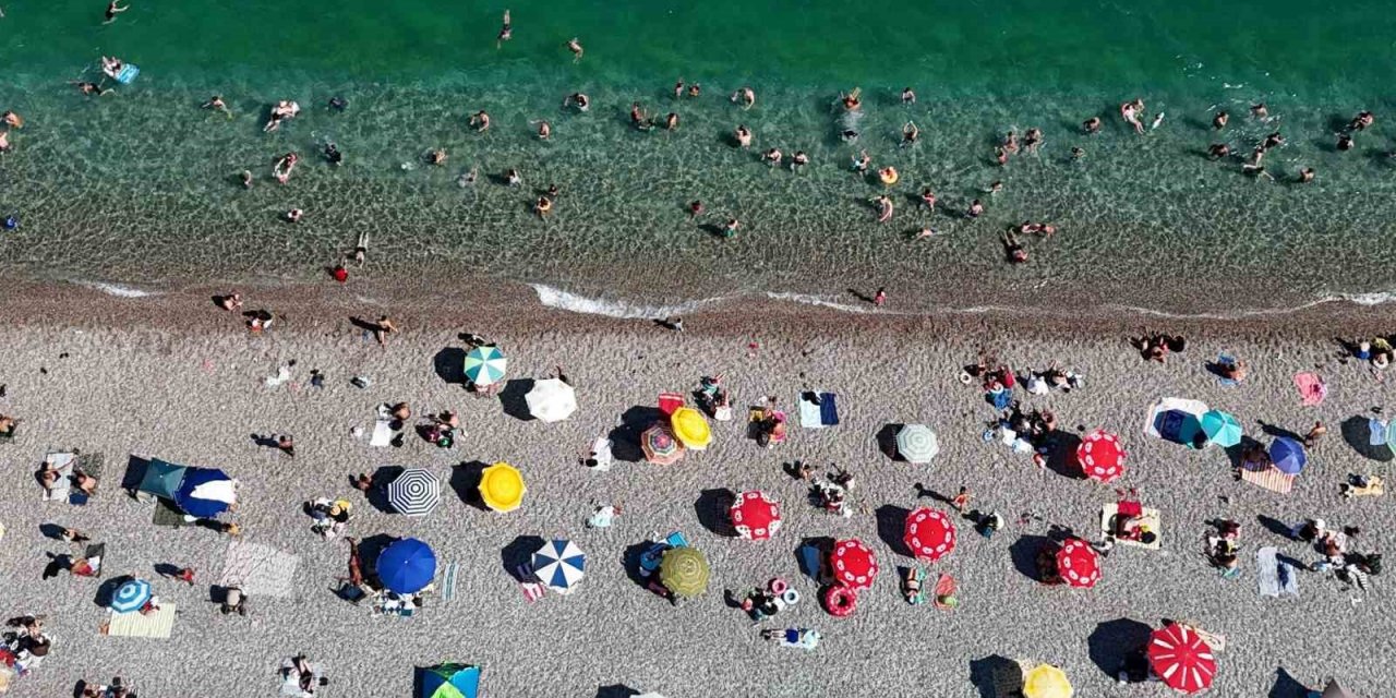Antalya Turizminde Rekor Doluluk: Otelcilerin Asıl Kaygısı Fiyat ve Maliyet Dengesi