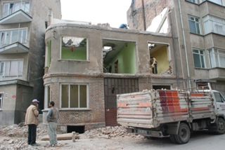 Karatay'a 1400 araçlık otopark