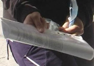 YGS'de su şişesinin etiketi de söküldü