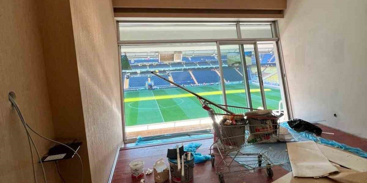 Fenerbahçe'de Sıcak Gelişme: Mahkeme Kararıyla İade Edilen Locada Şok Eden Görüntü