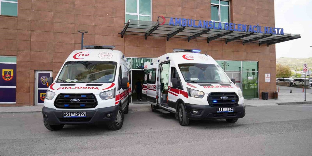 Aynı Yemek Firmasından Tüketilen Öğle Yemeği 41 Kişiyi Zehirledi