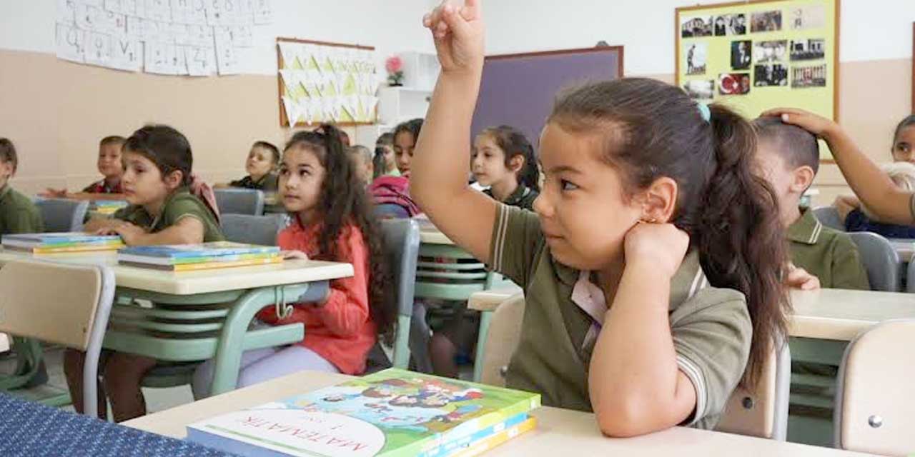 Kamuda Çalışan Velilere Uyum Haftası Müjdesi: İzinli Sayılacaklar