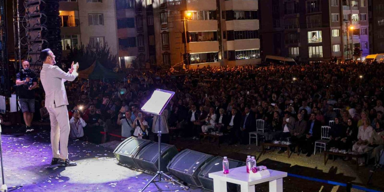 Nüfusunun Yaklaşık 3 Katı Alanı Doldurdu