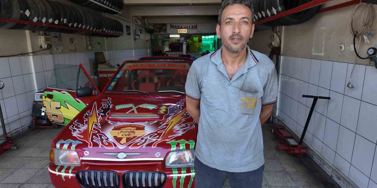 Çizgi Film Kahramanı Şimşek McQueen Konya Yollarında