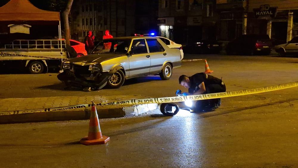 Kontrolsüz kavşaktaki ölümlü kaza kamerada