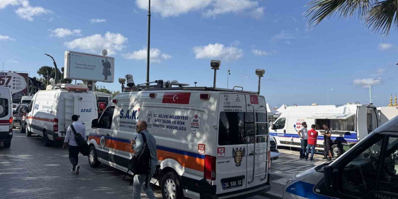 Batan Gemide Kaybolan 10 Denizci İçin Zamanla Yarış