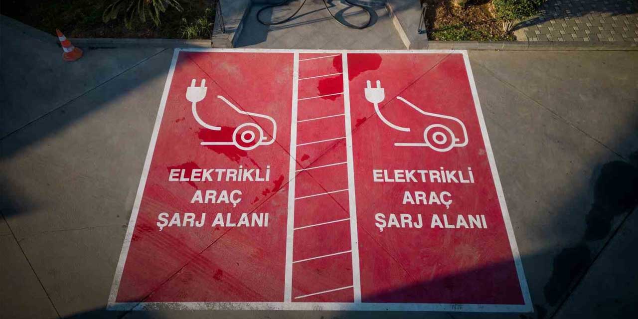 Elektrikli Araç Var, Şarj Yok: İstasyon Arızaları Sürücüleri Bıktırdı