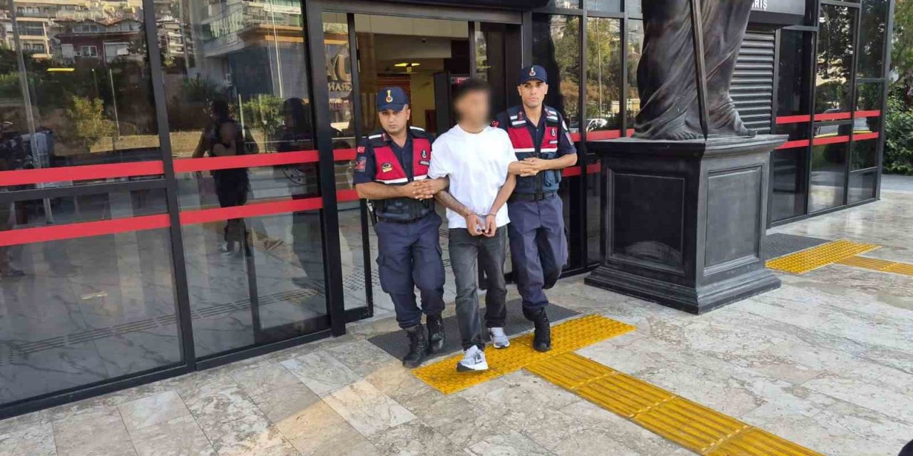 Polise silah doğrulttu, sonu cezaevi oldu