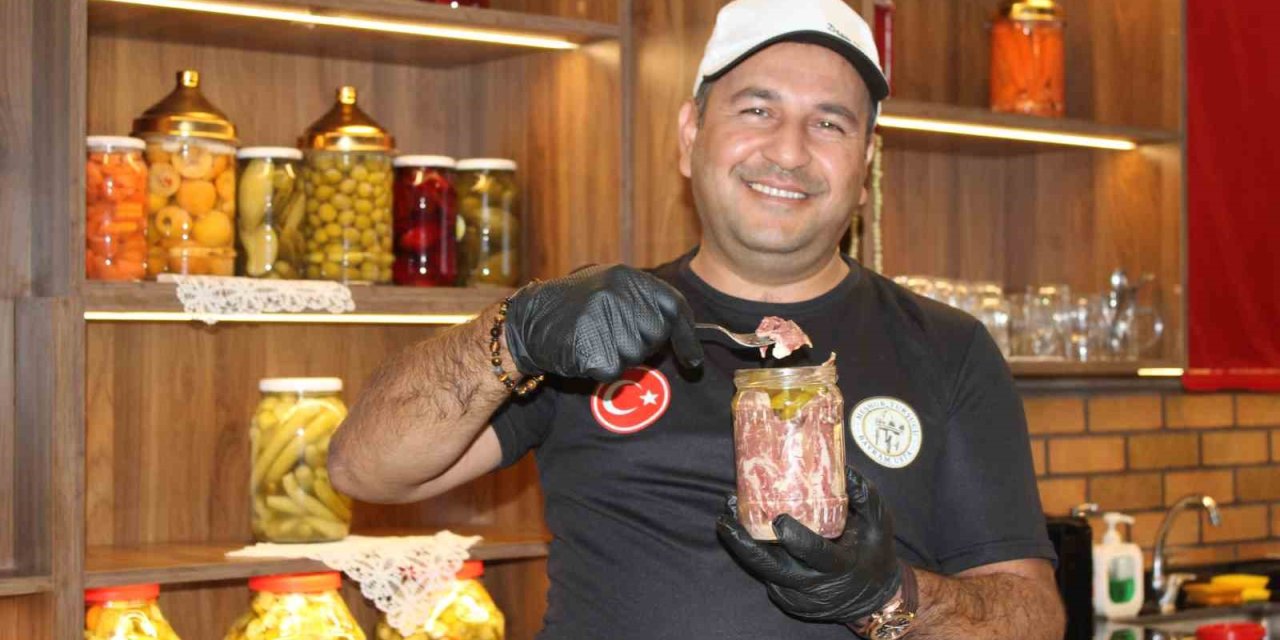 Kayseri'de Ezber Bozan Lezzet: Pastırmanın Turşusunu Yaptılar!